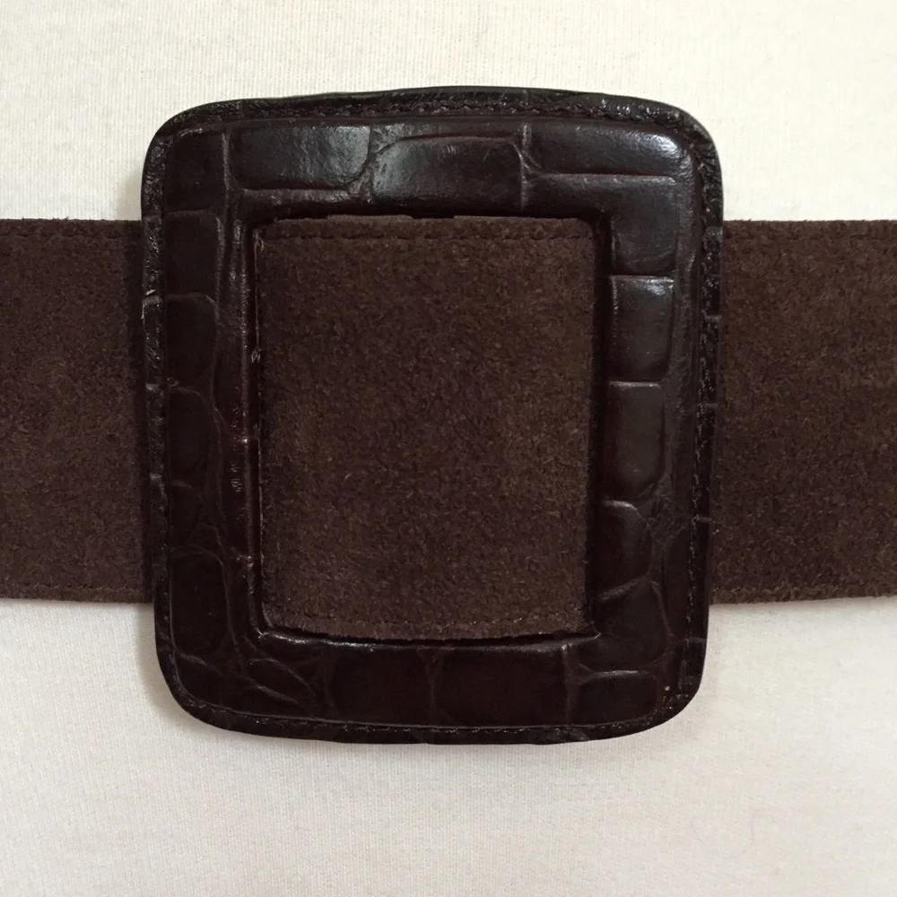 Cole Haan Brown Suede Belt with Crocodile-Embossed Buckle - Picture 2 of 8